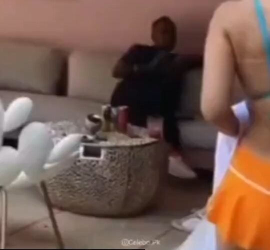 Ayesha Omar Viral Video (FULL VIDEO 18+)